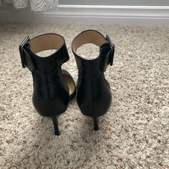 Audrey Brooke ankle strap black heels - Picture 4 of 8